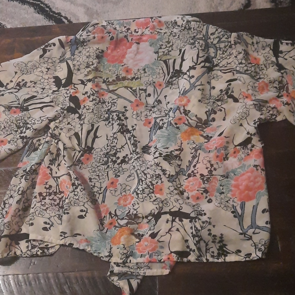 Blouse - Picture 6 of 6